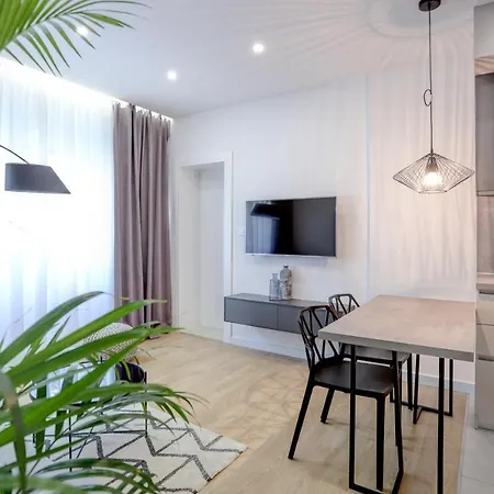 Hugo 2 Apartamento *